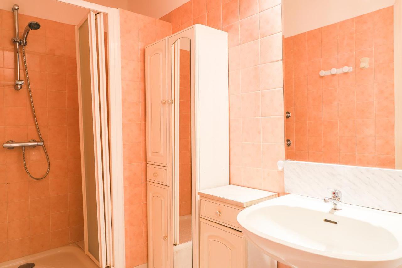 Acci Cannes Riviera Bagian luar foto
